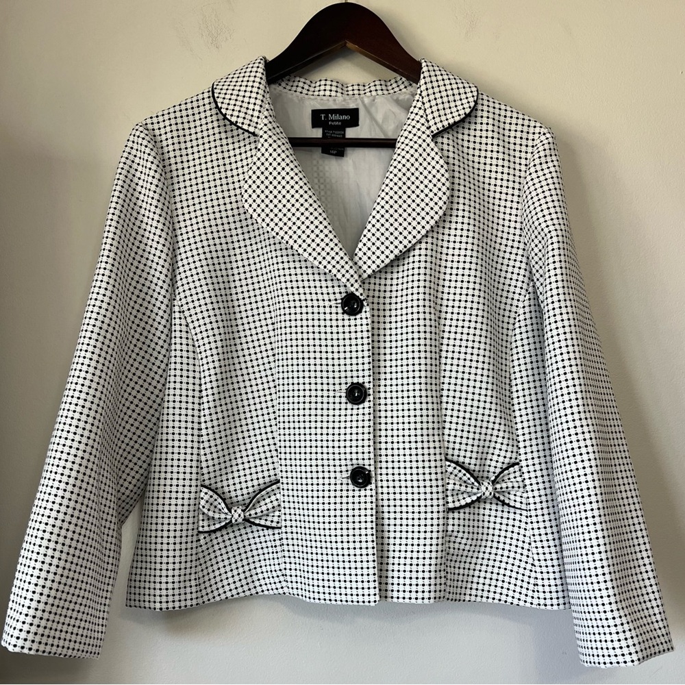 T. Milano Petite Women’s Blazer Size 14P Black & White 3 Button Office